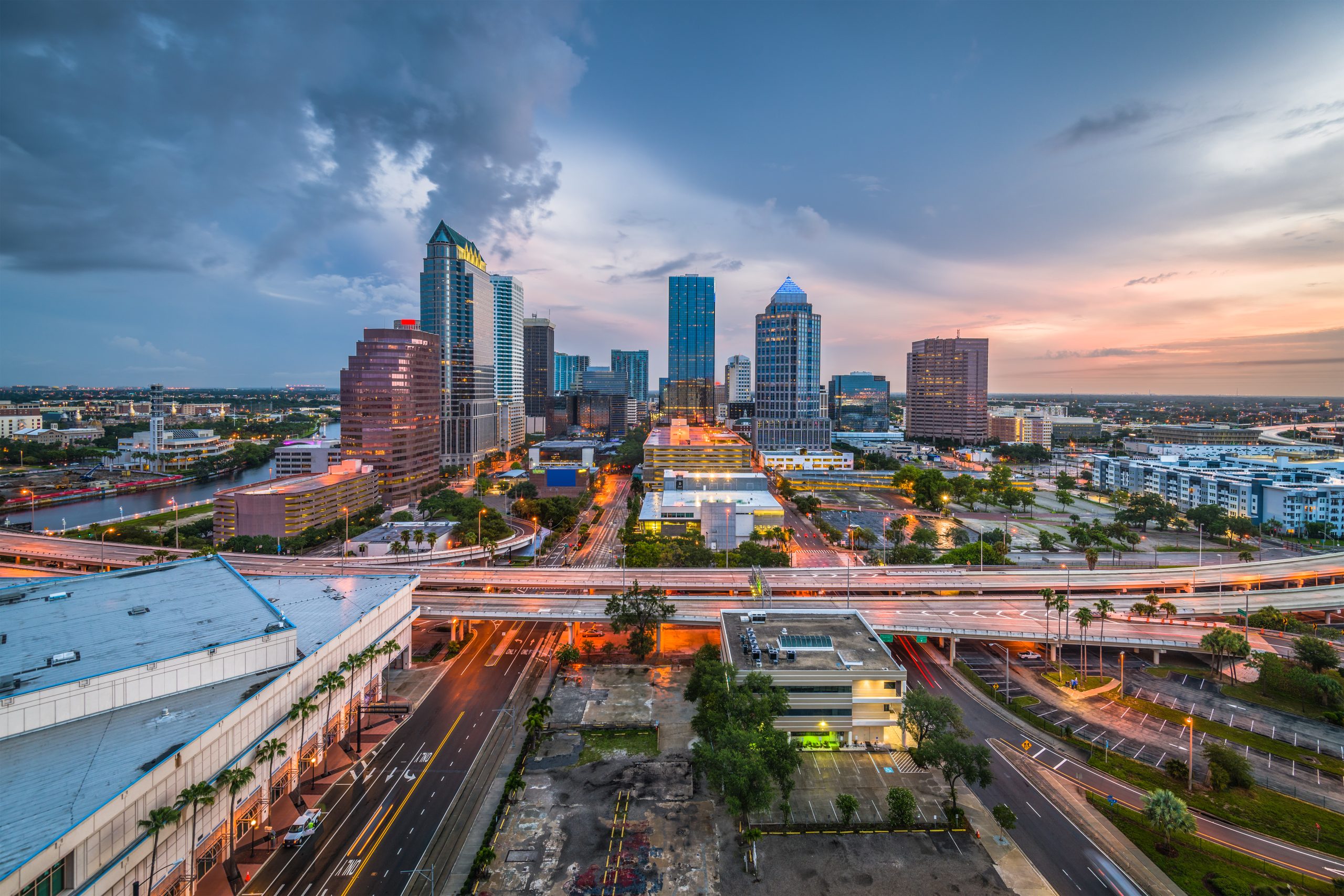 Tampa, Florida, USA downtown skyline.